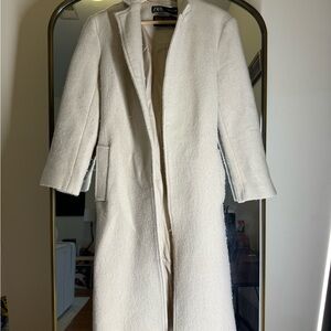 Zara Women's Elegant Cream Trench Coat